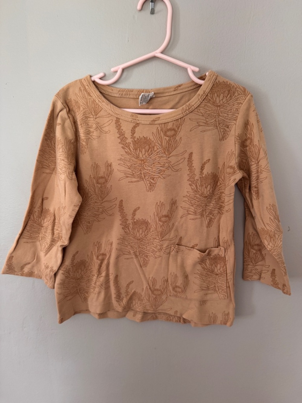 kate quinn Toddler Long Sleeve Tee in Tan with Botanical Print